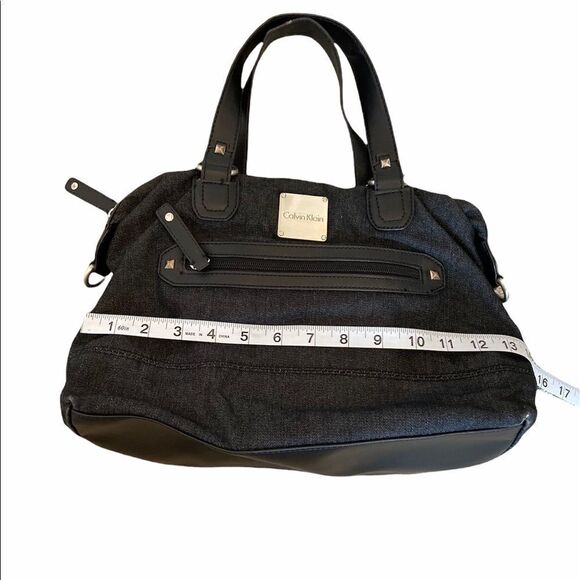 CALVIN KLEIN Black Fabric Small Zip Shoulder Bag - Picture 8 of 8